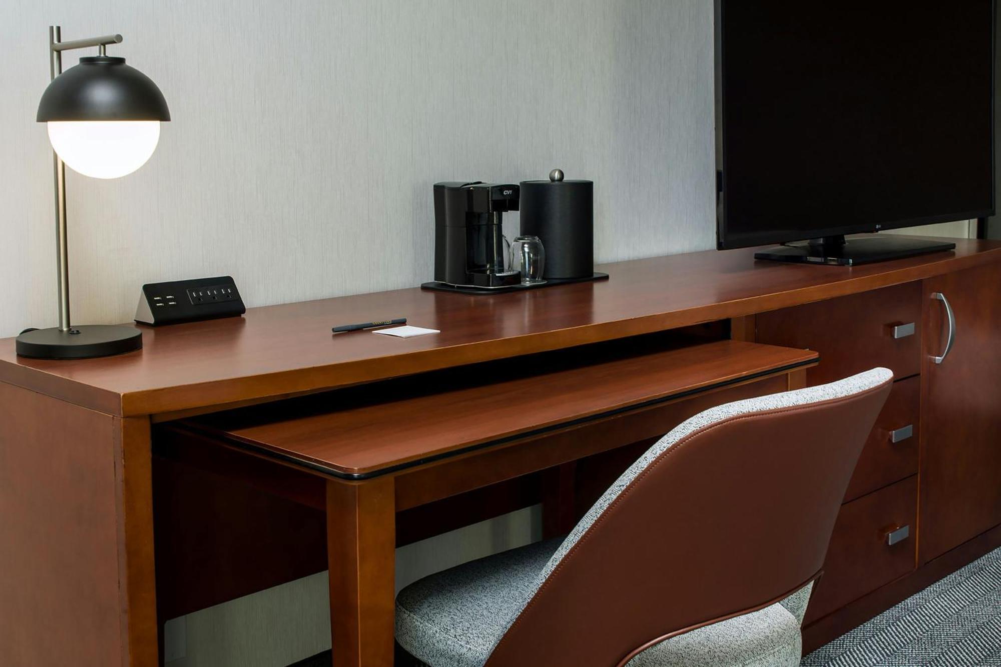 Courtyard By Marriott Phoenix North Εξωτερικό φωτογραφία