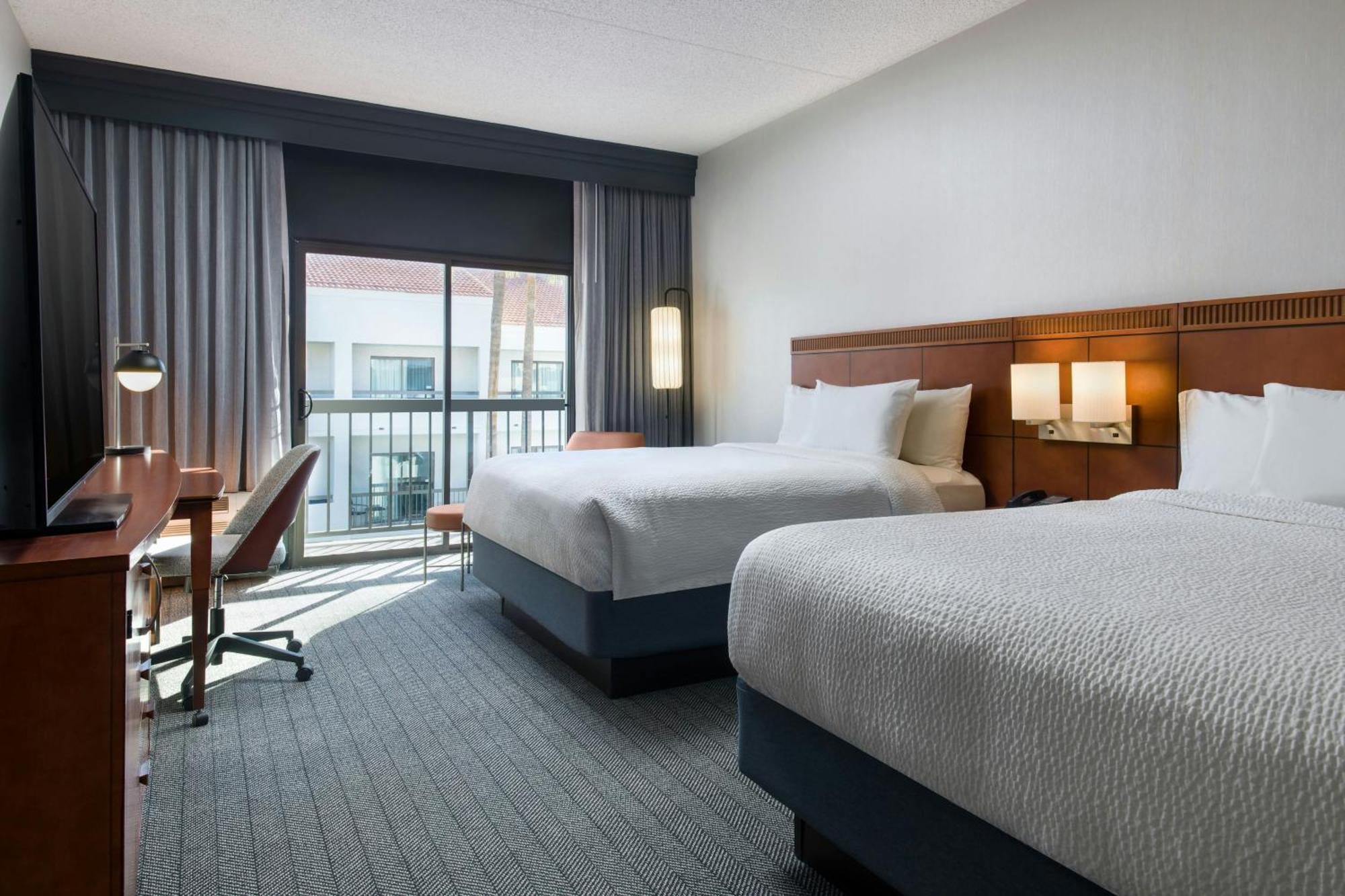 Courtyard By Marriott Phoenix North Εξωτερικό φωτογραφία