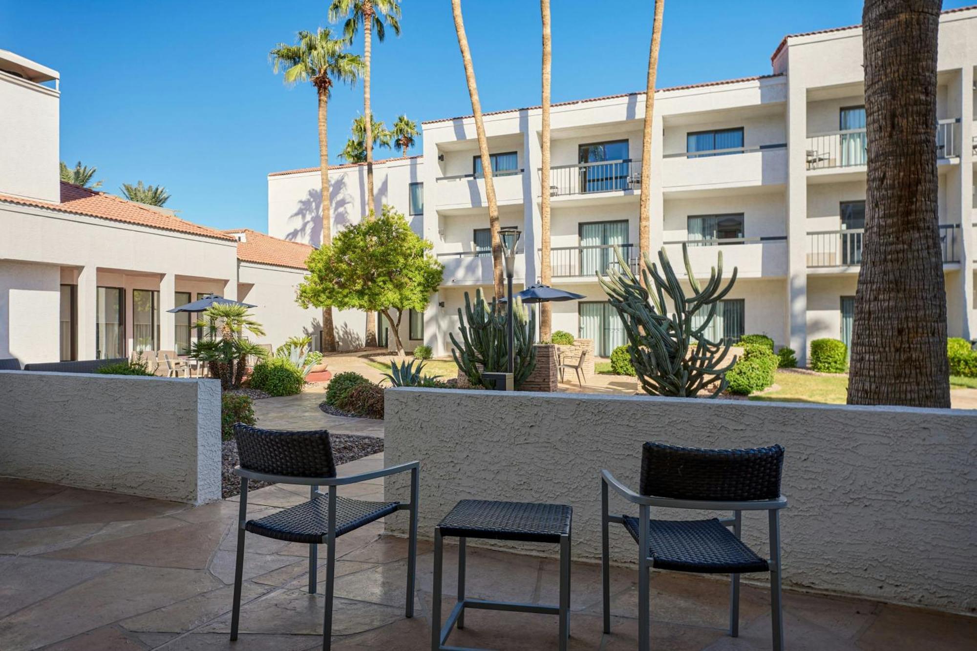 Courtyard By Marriott Phoenix North Εξωτερικό φωτογραφία
